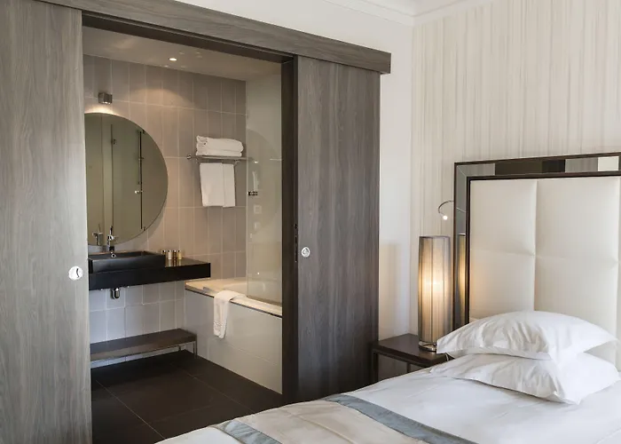 Le Canberra Hotel Cannes