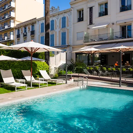 Le Canberra 4*