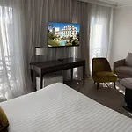 Hotel Le Canberra Cannes