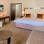 Le Canberra 4*