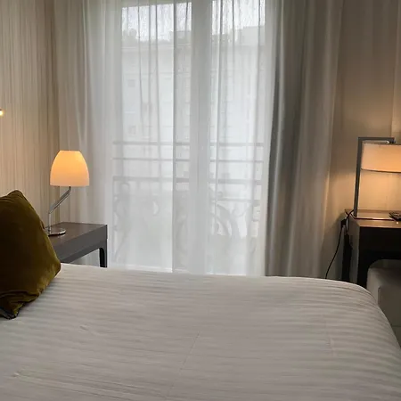 Le Canberra Cannes