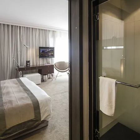 Le Canberra Hotel Cannes