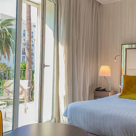 Hotel Le Canberra