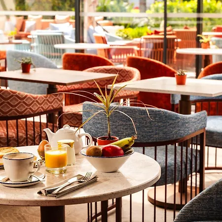 Le Canberra Otel
