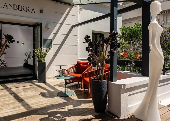 Le Canberra Cannes