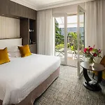 Le Canberra Hotell