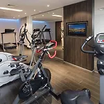 Ξενοδοχείο Le Canberra 4*