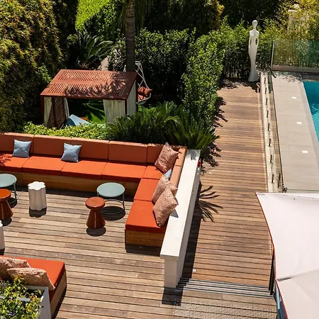 Hotel Le Canberra 4*